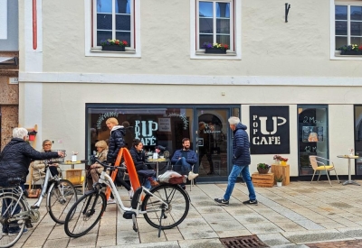 popup-cafe-in-der-messinggasse-8-in-lienz
