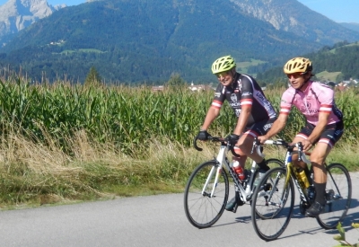 V. l.: Wolfgang „Radlwolf“ Dabernig und Michi Kurz sind seit Jahren ein unzertrennliches Duo im Sport.